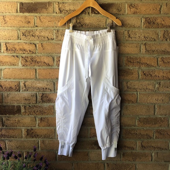 Pants - LULULEMON | White seek the peak cinch crop…